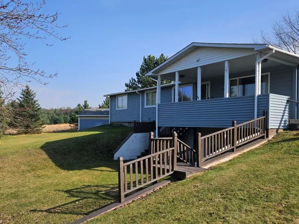 9141 Chase Bridge Rd, Roscommon, MI 48653