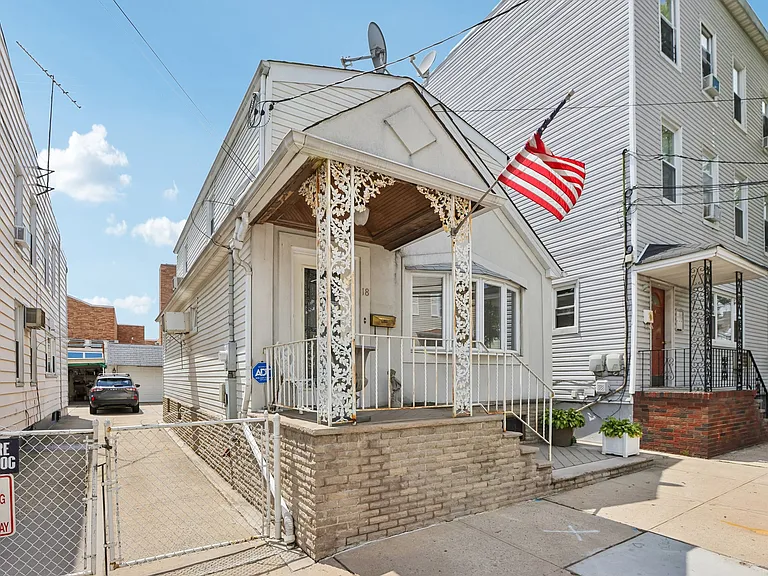18 Patterson St — Photo 8