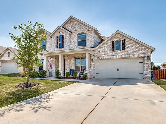 3rd image of 1232 Rushmore Dr