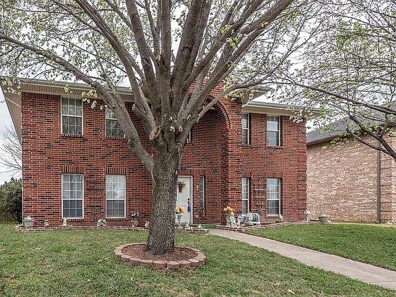 2nd image of 2511 Whitetail Dr