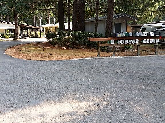5th image of 56640 McKenzie Hwy Spc 26