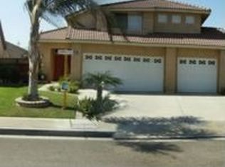 14738 Goldenrain Dr, Fontana, CA 92337