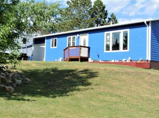 313 1st Ave SE, Surrey, ND 58785