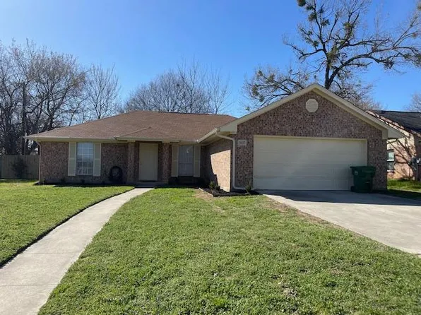 605 N Avenue D, Springtown, TX 76082