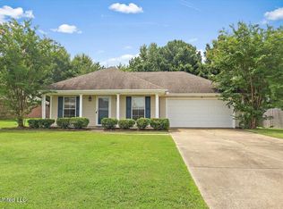 206 Crosscreek Dr, Brandon, MS 39047