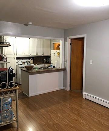 5th image of 32 Oakwood Ave
