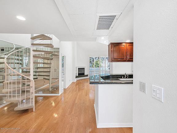 5th image of 1097 Blanche St APT 308