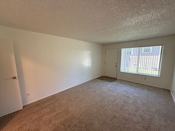 5th image of 1165 Hood St NE APT B
