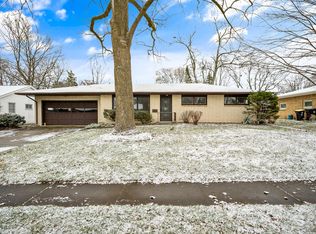 904 N Maple St, Normal, IL 61761