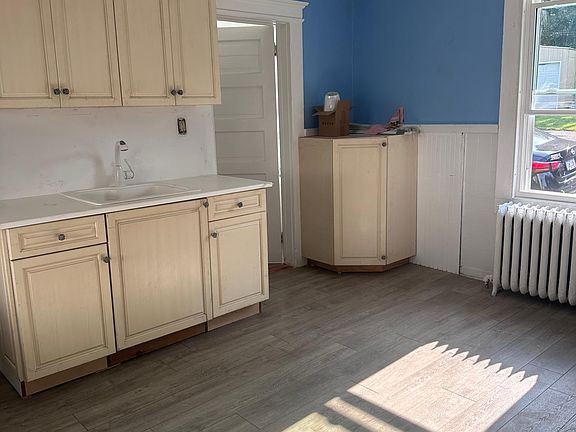 4th image of 86 Wooster St Unit 1