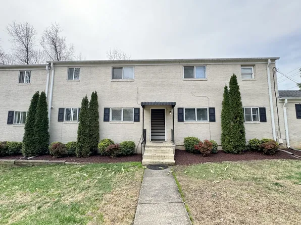 701 S Chapman St #7, Greensboro, NC 27403