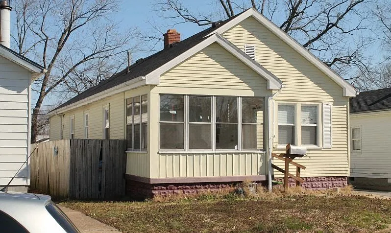 1618 E Indiana St photo 1
