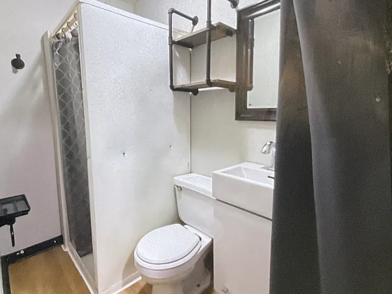 801 S Walnut St #2 — Photo 4