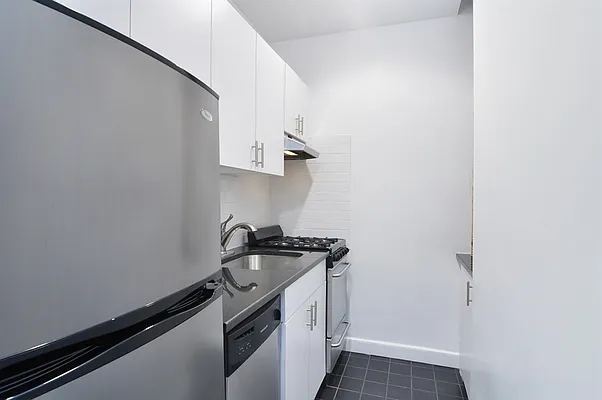 Sold by Corcoran | media 10