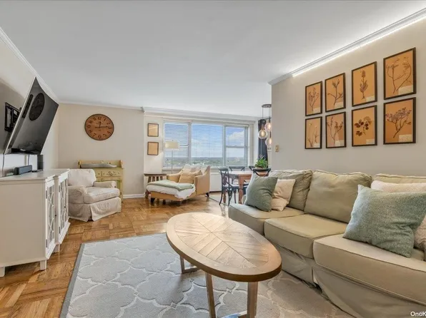 125-10 Queens Boulevard #1705, Kew Gardens, NY 11415