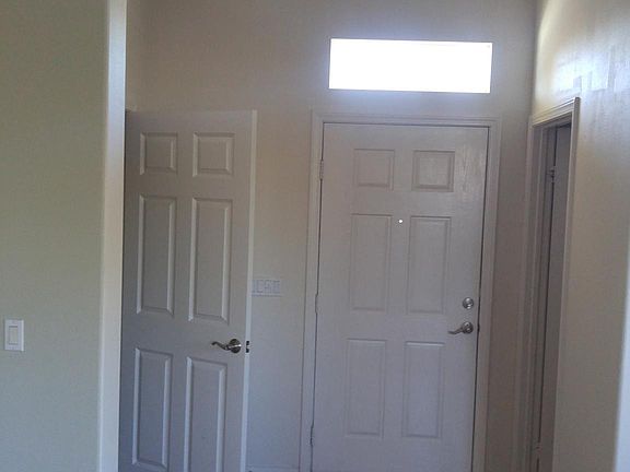 4th image of 9082 Sylmar Ave #Two