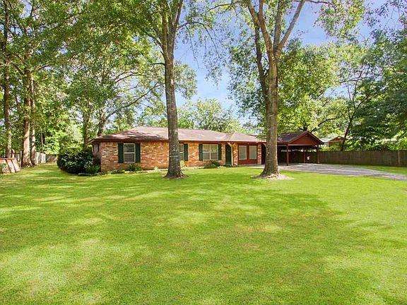 3rd image of 9013 Cedar Dr