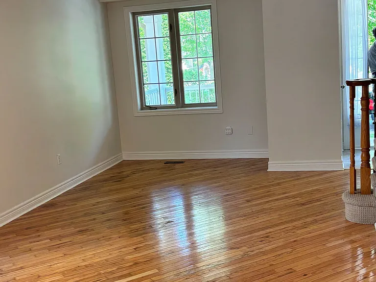 31 Robertson Rd — Photo 5