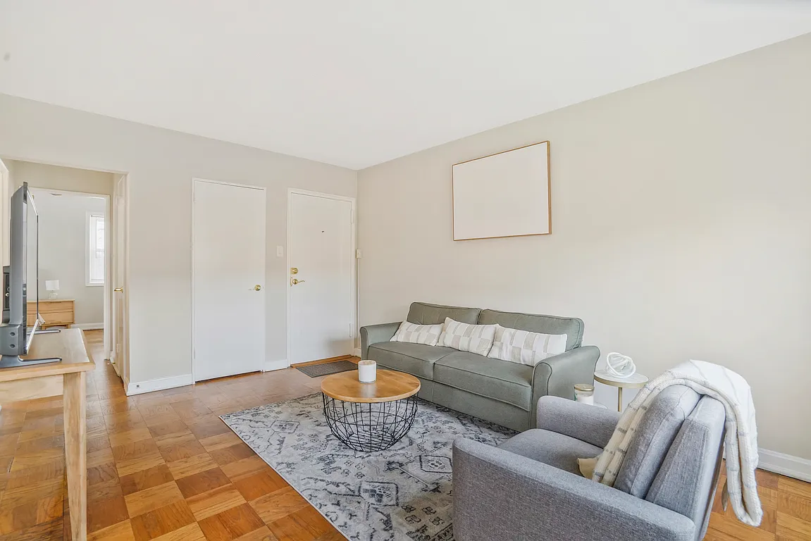 1 bed, 700 sqft, $1,850 — Photo 3