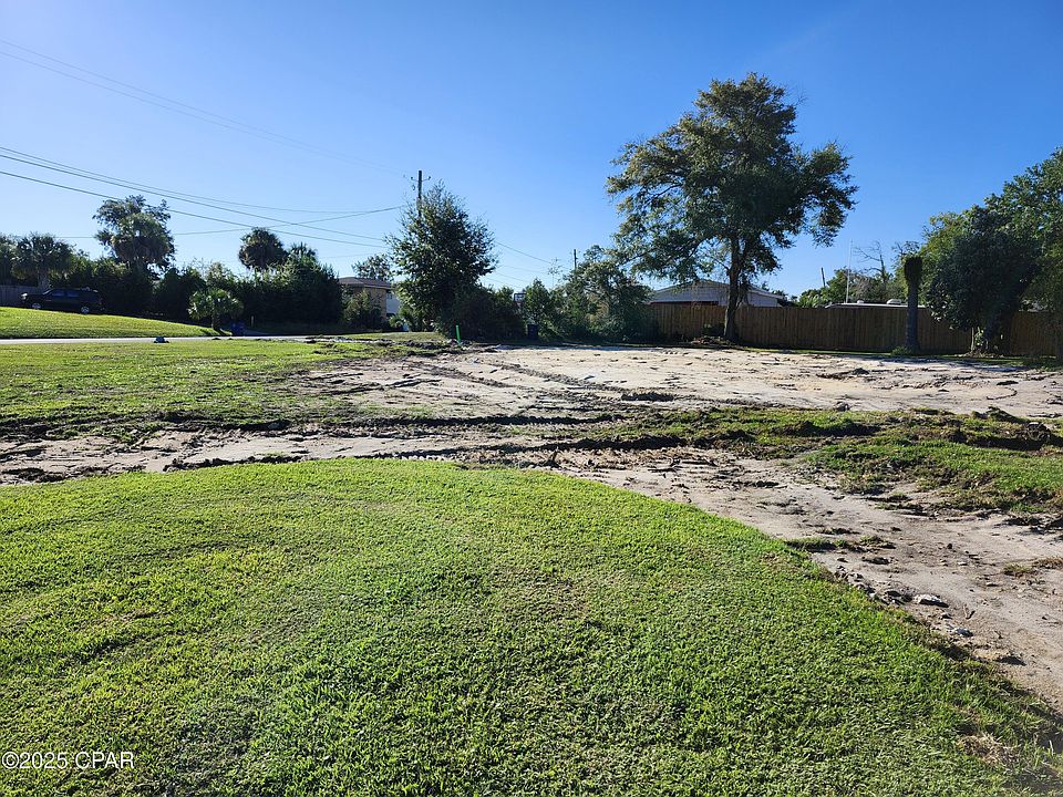 2nd image of 903 Garden Club Dr