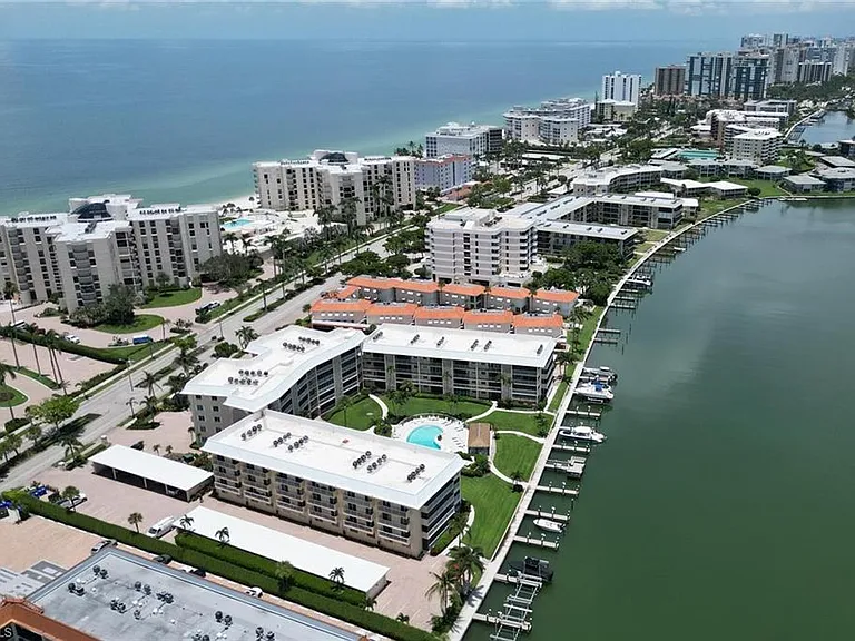 3000 Gulf Shore Blvd N #213 — Photo 43