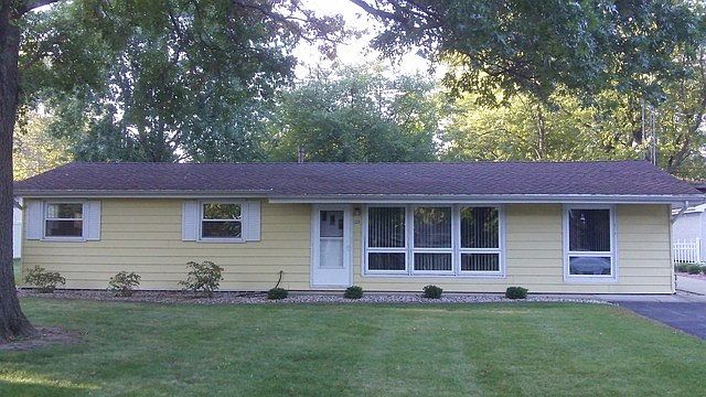 1st image of 1320 Theresa Ln