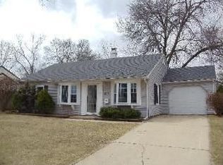 805 Dorman Dr, Streamwood, IL 60107