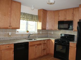 15 Mitchell Rd, Hackettstown, NJ 07840