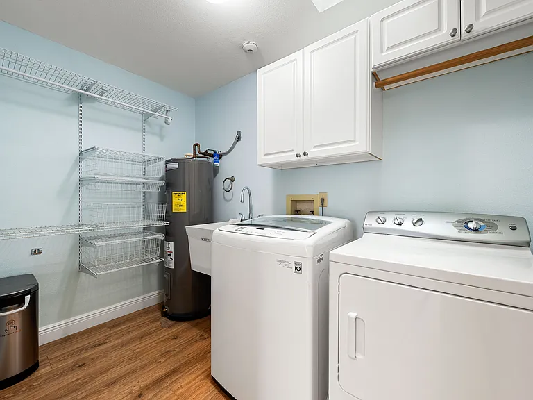 858 Hudson Ave #1 — Photo 29