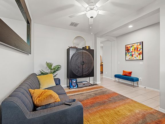 5th image of 41291 W Somerset Dr