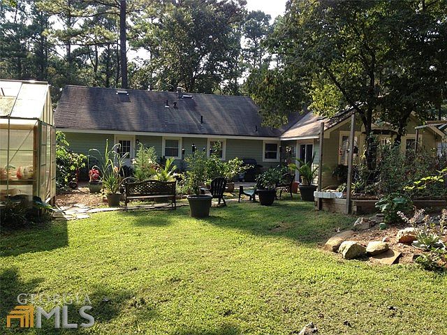 2nd image of 5682 Meadowood Dr