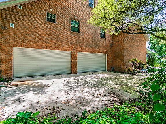 2nd image of 9808 N Armenia Ave