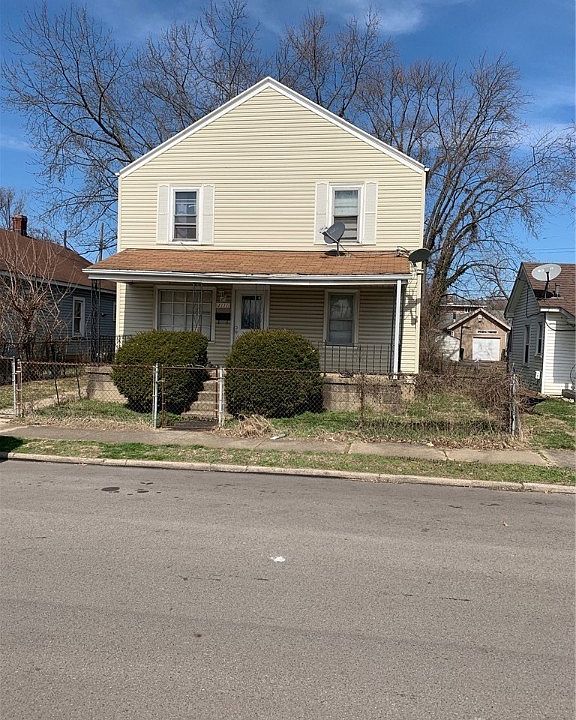 1st image of 2111 Roosevelt Blvd