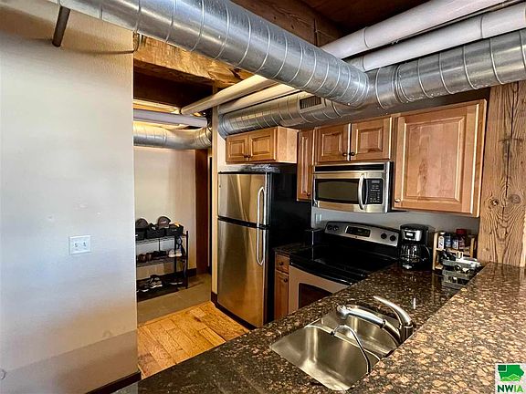 2nd image of 302 Jones St Suite 410