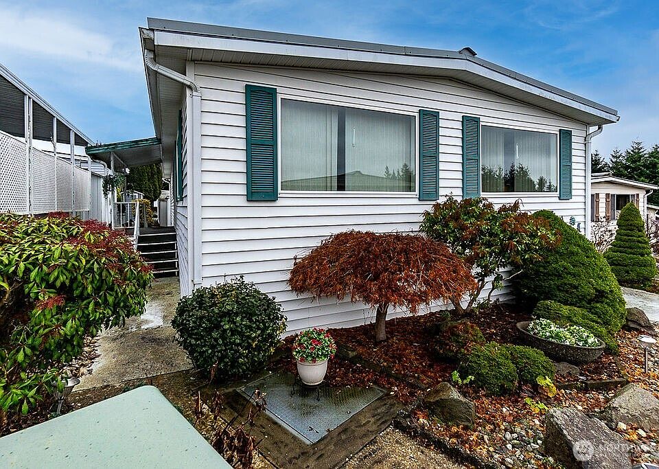 1st image of 1415 84th Street SE #104