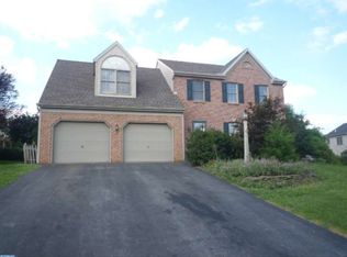 4 Holly Ct, Lititz, PA 17543