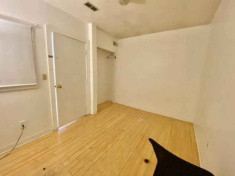 243 Harvard Ave #6 — Photo 17