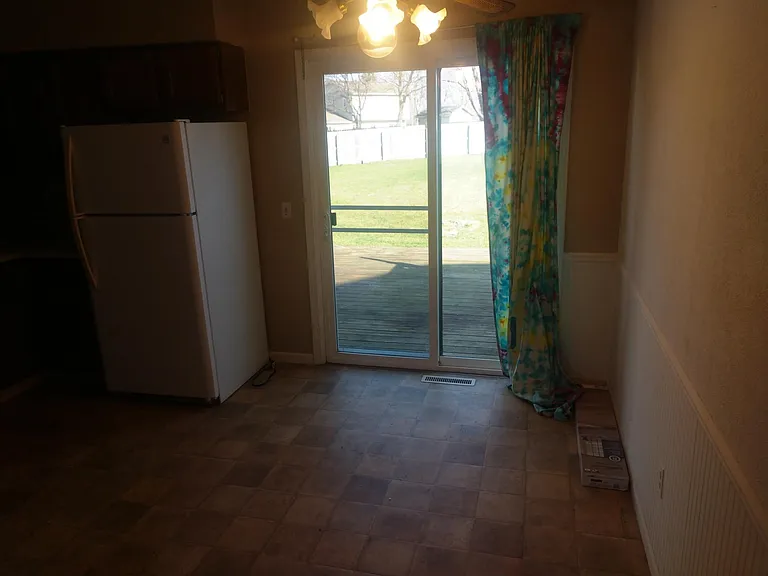 2045 Old Valley Ct SE — Photo 11