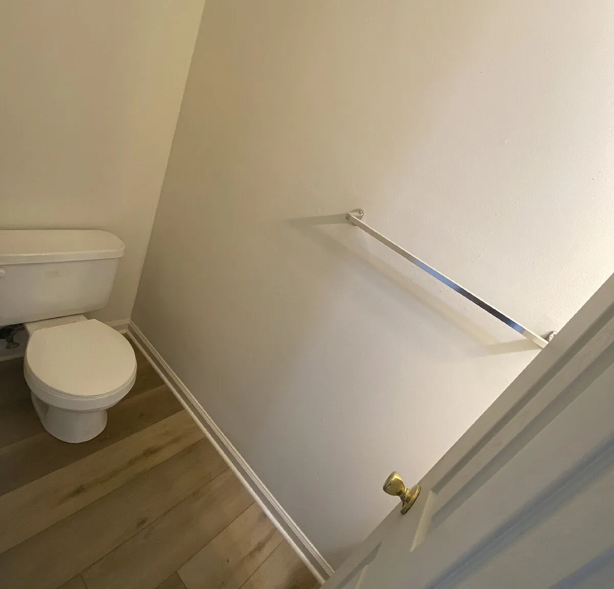 2 bed, 1.5 bath, 1100 sqft, $995 — Photo 3