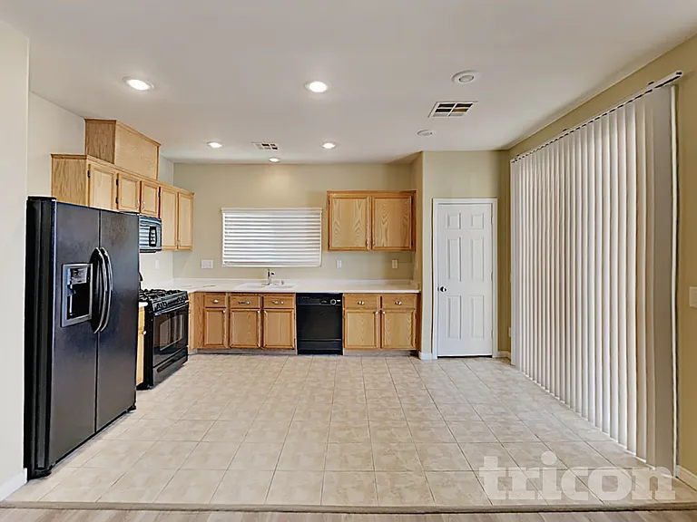 4169 Beech Family St — Photo 7