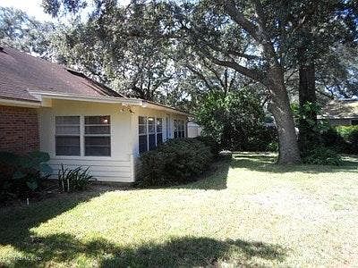 4th image of 6045 University Club Blvd N