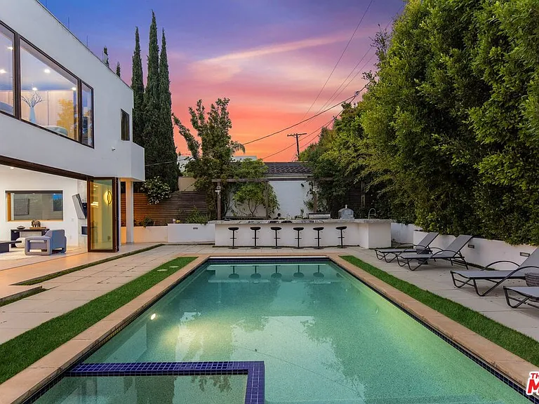 12443 W Sunset Blvd — Photo 39