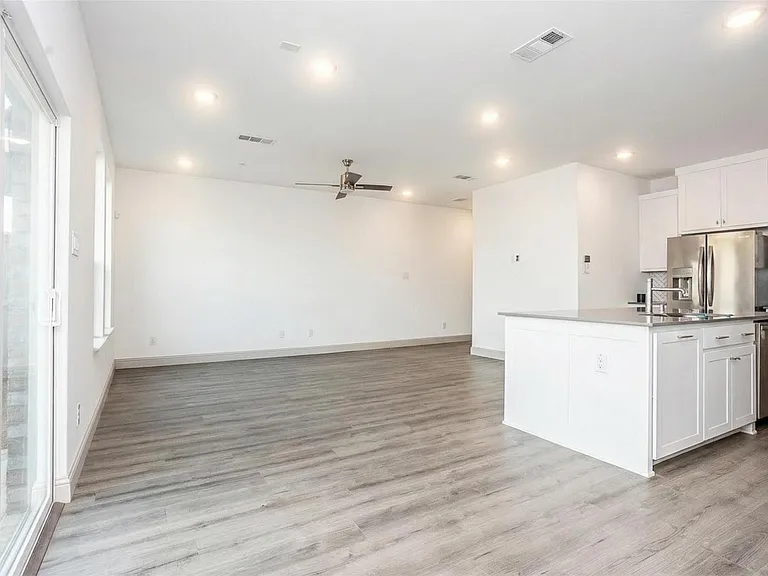 1328 Hill Country Pl — Photo 8