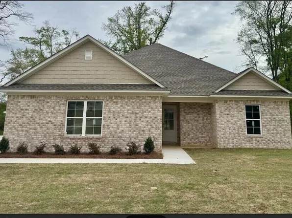 105 Southwest St, Saltillo, MS 38866