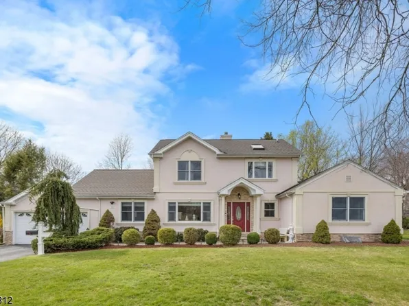 363 Monroe Ave, Wyckoff Twp., NJ 07481