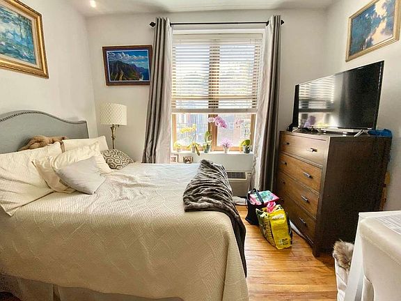 4th image of 117 Charles St APT 3B