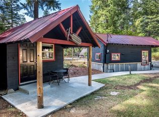 131 Mountain View Dr N, Ashford, WA
