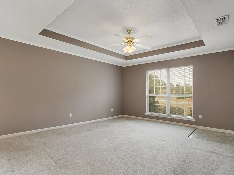 2115 Walberg Dr — Photo 13