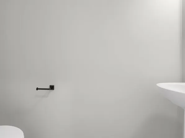 650 Elizabeth Way, Hudson, WI 54016