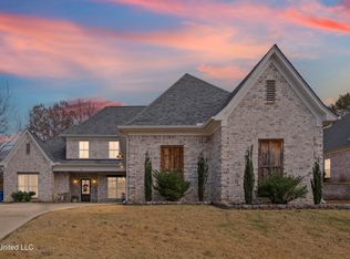 1394 Stone Gate Dr, Hernando, MS 38632